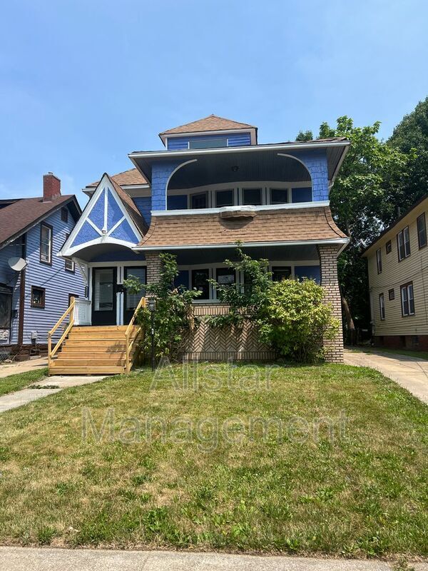 Building Photo - 3257 E 139th St
