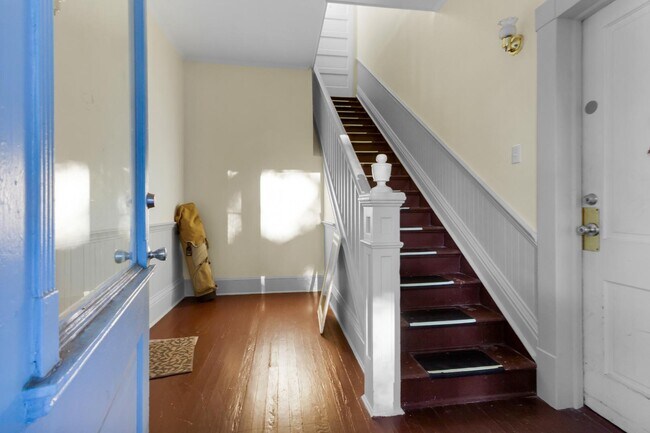 Foto del edificio - 1110 N Pasteur St