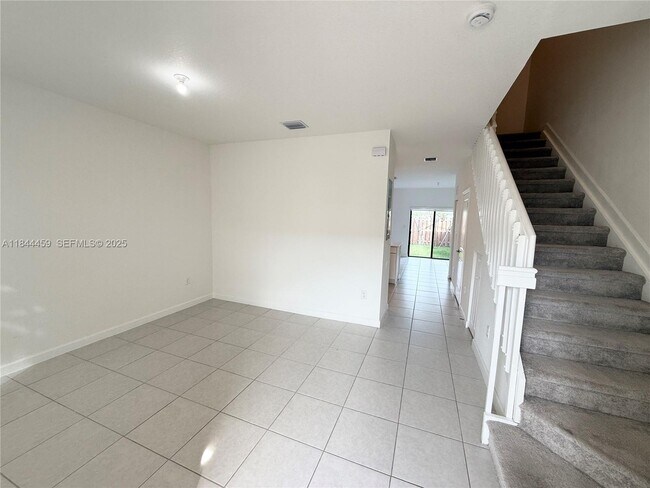 Foto del edificio - 23465 SW 127th Pl