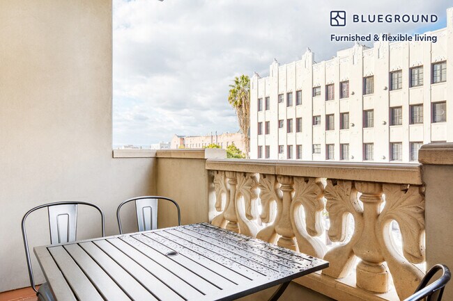 Foto del edificio - 918 S Oxford Ave