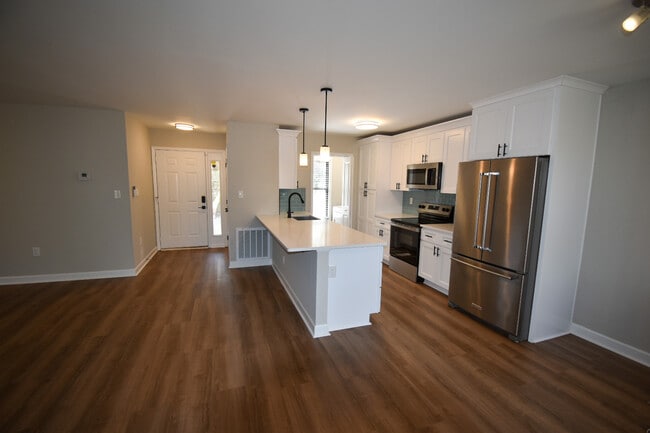 Building Photo - 376 Tall Oaks Trl