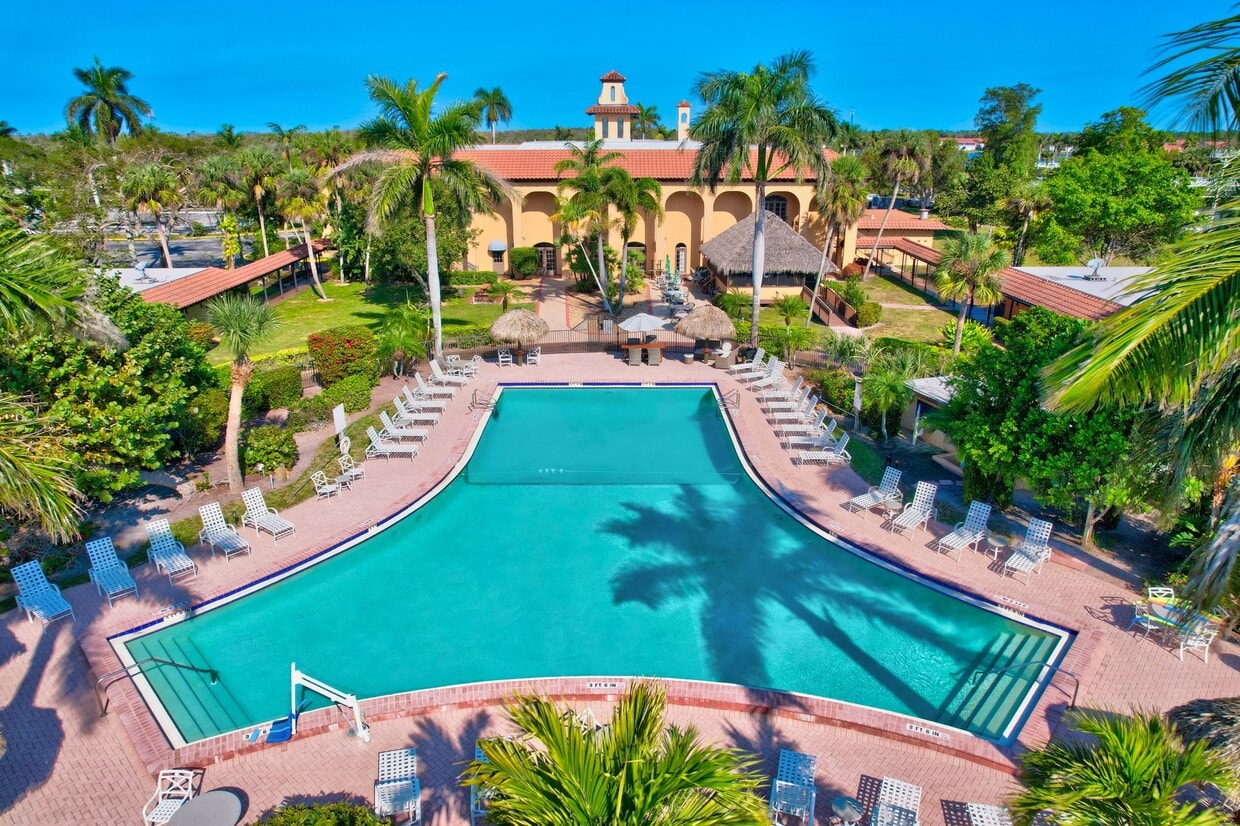 Building Photo - 25000 Tamiami Trl E