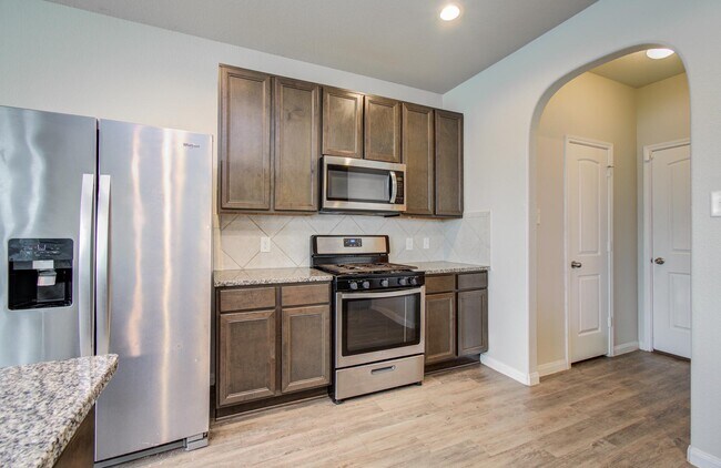 Foto del edificio - 3706 Otello Pl