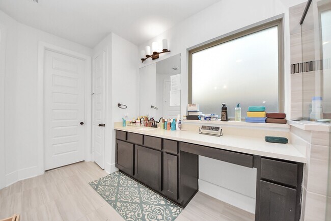 Building Photo - 26514 Star Blossom Ln