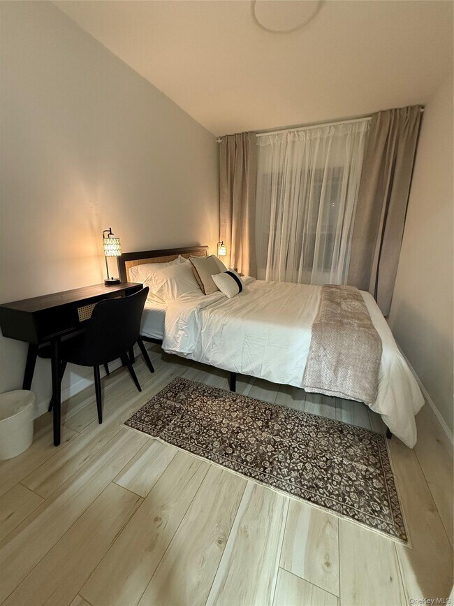 Foto del edificio - 168-47 93rd Ave