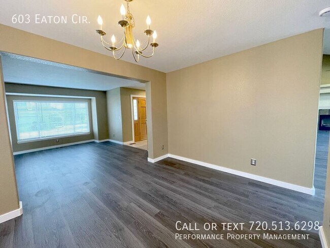 Foto del edificio - 603 Eaton Cir