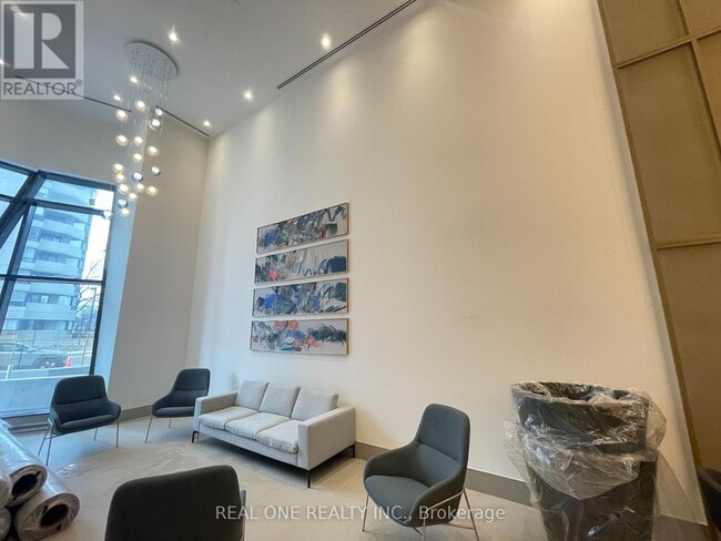 Building Photo - 430 Square One Dr