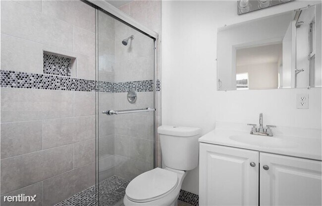 Foto del edificio - 3 br, 2 bath House - 6324 Taylor St Great ...