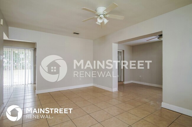 Building Photo - 5018 Indialantic Dr