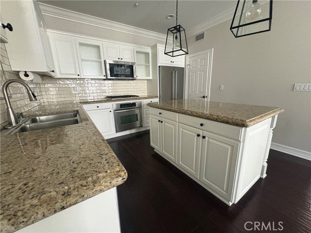 Foto del edificio - 22 Sable Wood Circle, Mission Viejo, CA 92694 - 3 BR 3 BA house