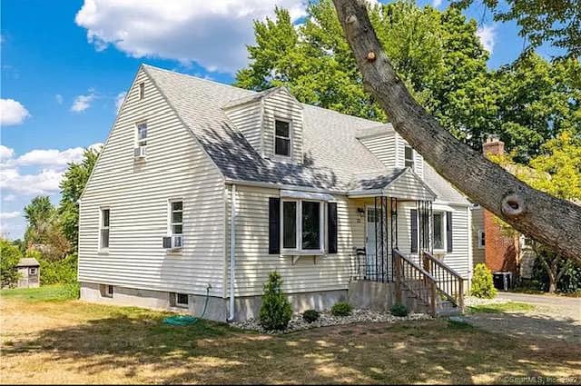 Building Photo - 22 Fern St