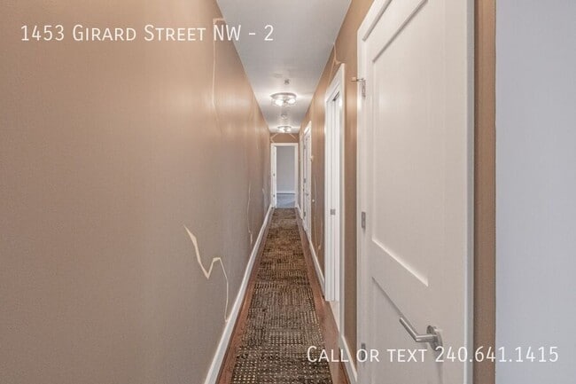 Foto del edificio - 1453 Girard St NW