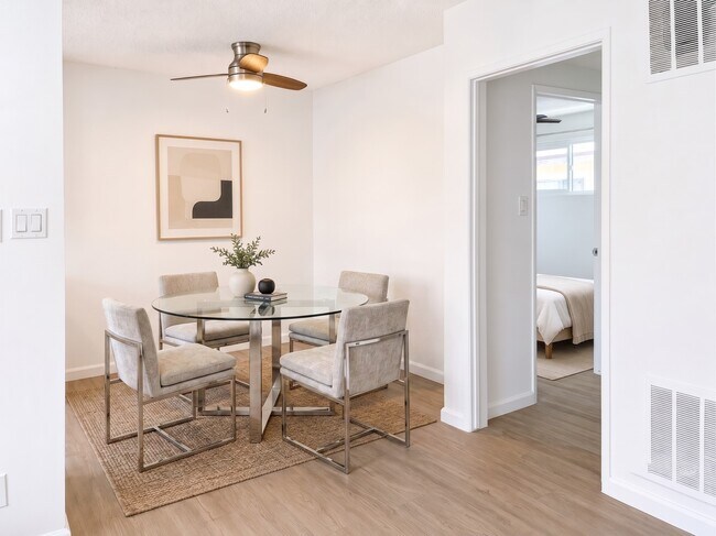 Foto del edificio - 14315 Chandler Blvd