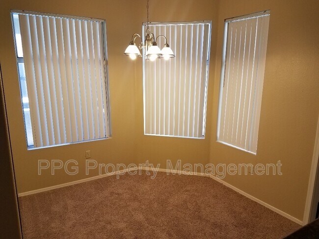 Building Photo - 11375 E Sahuaro Dr