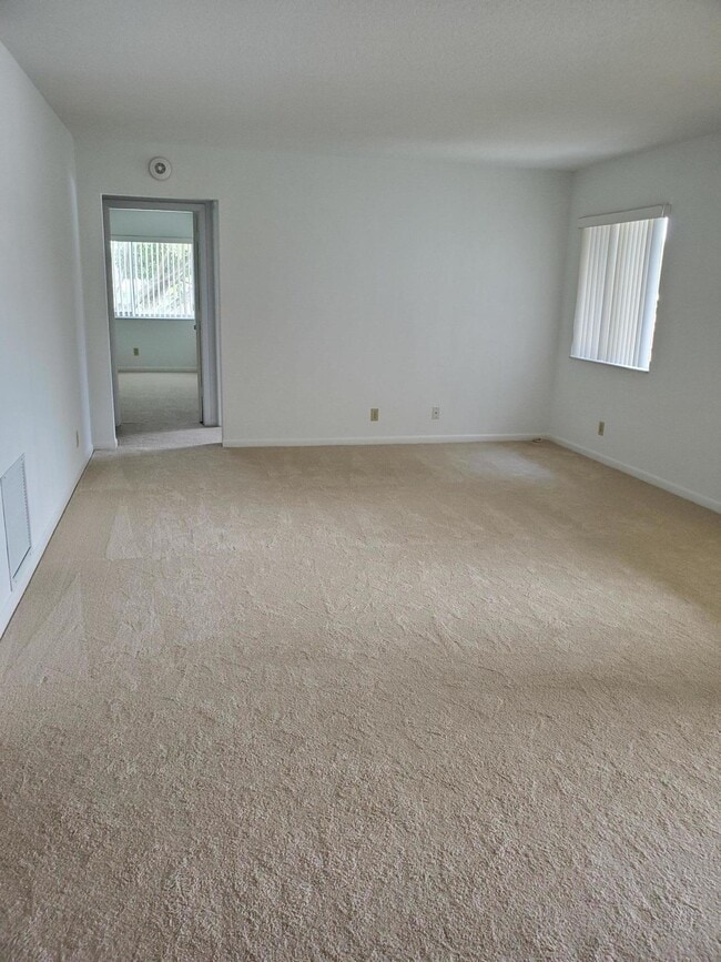 Building Photo - 4992 Sable Pine Cir