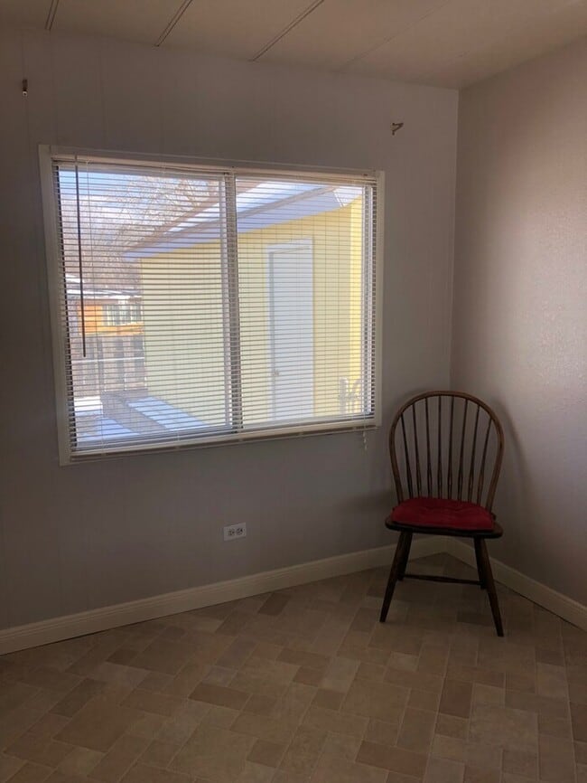 Photo - Large 3 Bedroom, 1 Bath Ranch Style Home in South Loveland, CO