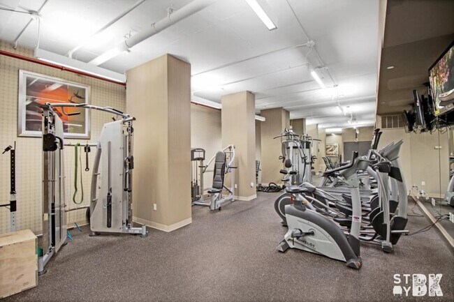 Building Photo - 2 bedroom in BROOKLYN NY 11238