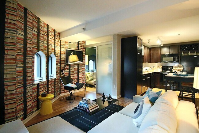 Foto del edificio - 150 W Couch Pl
