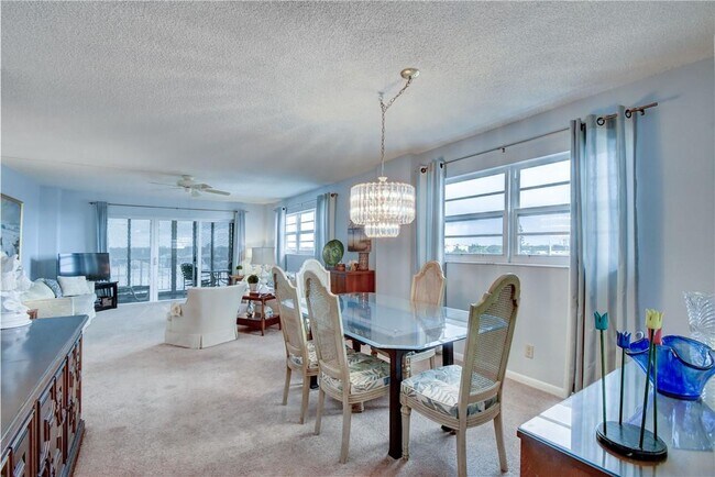 Foto del edificio - 4540 N Ocean Dr