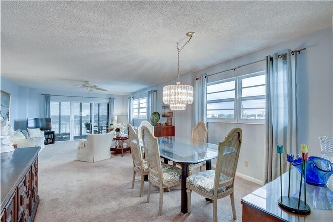 Building Photo - 4540 N Ocean Dr