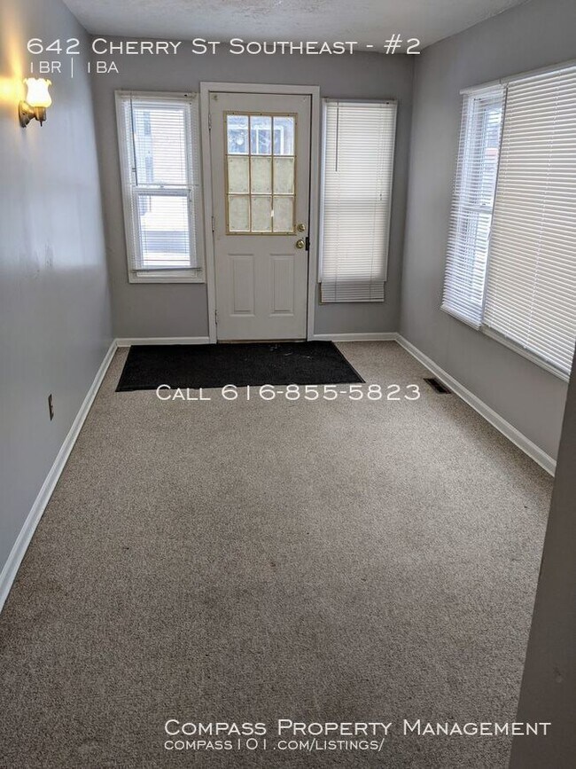 Foto del edificio - 642 Cherry St SE