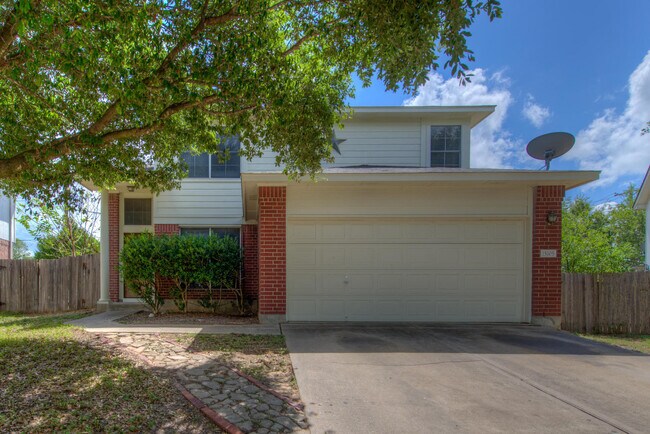 Foto del edificio - Very clean 4 BR 2.5 Bath