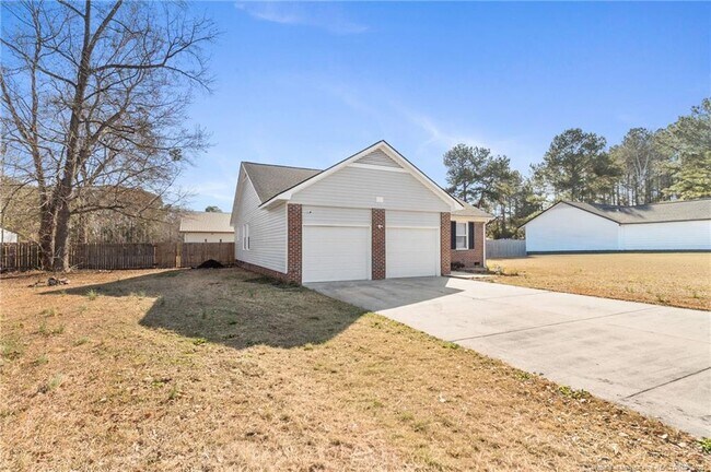 Foto del edificio - 166 Oakview Dr