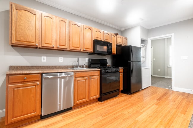 Building Photo - 1267 Meigs Place NE, Unit #3