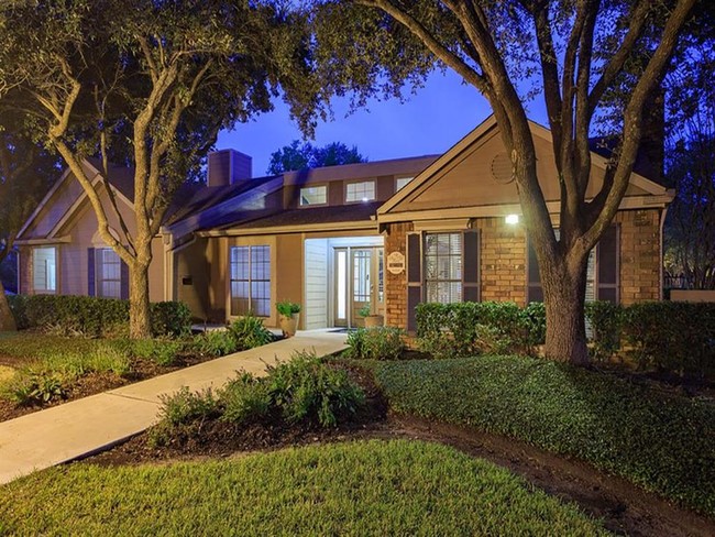 The Hunt Club at Pin Oak Apartments Apartments - Katy, TX | Apartments.com