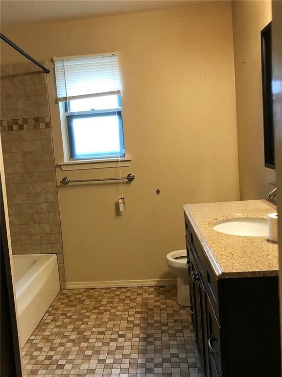 Building Photo - 7521 Lola Dr