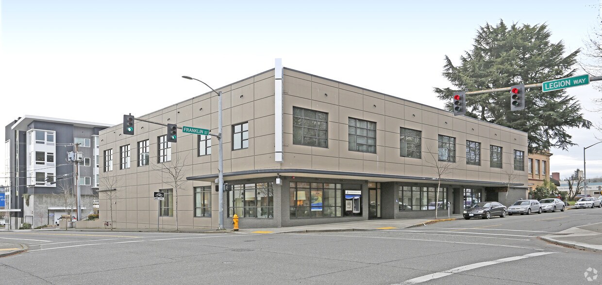 Primary Photo - Franklin Lofts