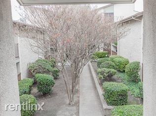 Foto del edificio - 12802 Midway Rd