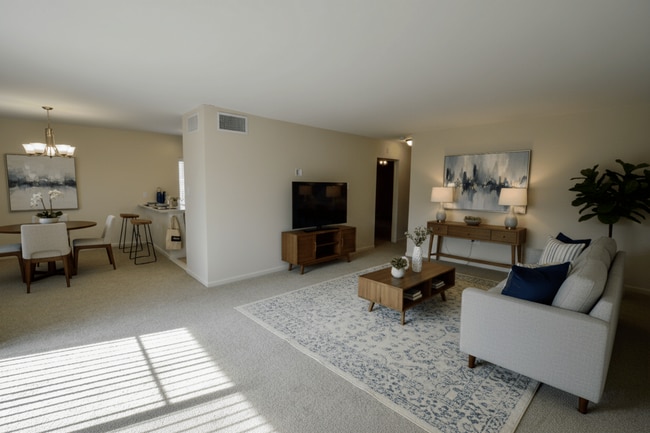 Building Photo - Summit Park