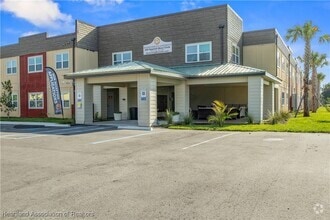 Building Photo - 260 Spanish Moss Cir