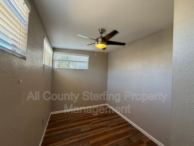 Foto del edificio - 348 S Marion Ave