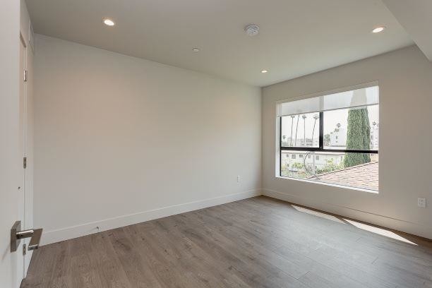 Building Photo - 2 bedroom in Los Angeles CA 90028