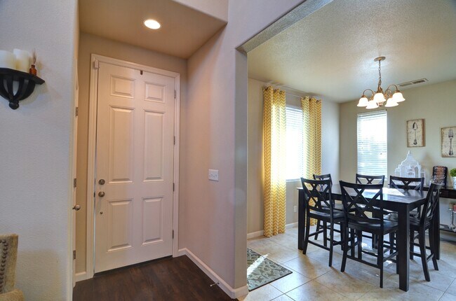 Foto del edificio - Harlan Ranch Home for Lease -
