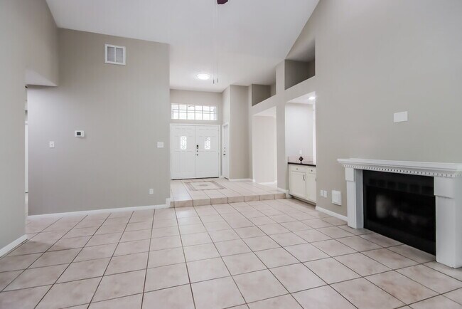 Foto del edificio - 5414 Garden Village Dr