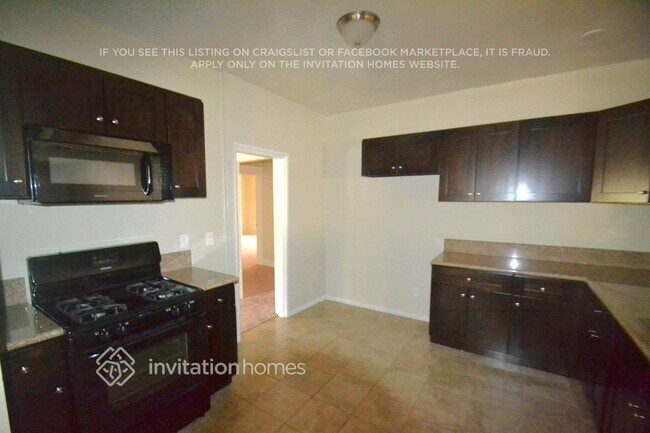 Foto del edificio - 3454 W 76th St