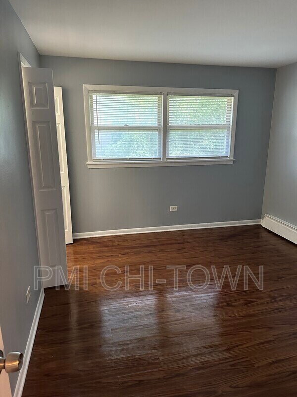 14518 Cottage Grove Ave, Dolton, IL 60419 Condo for Rent in Dolton, IL