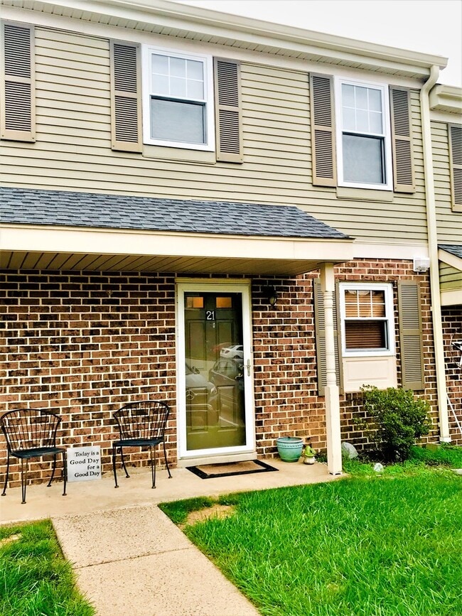 Building Photo - 21 Ramsgate Ct