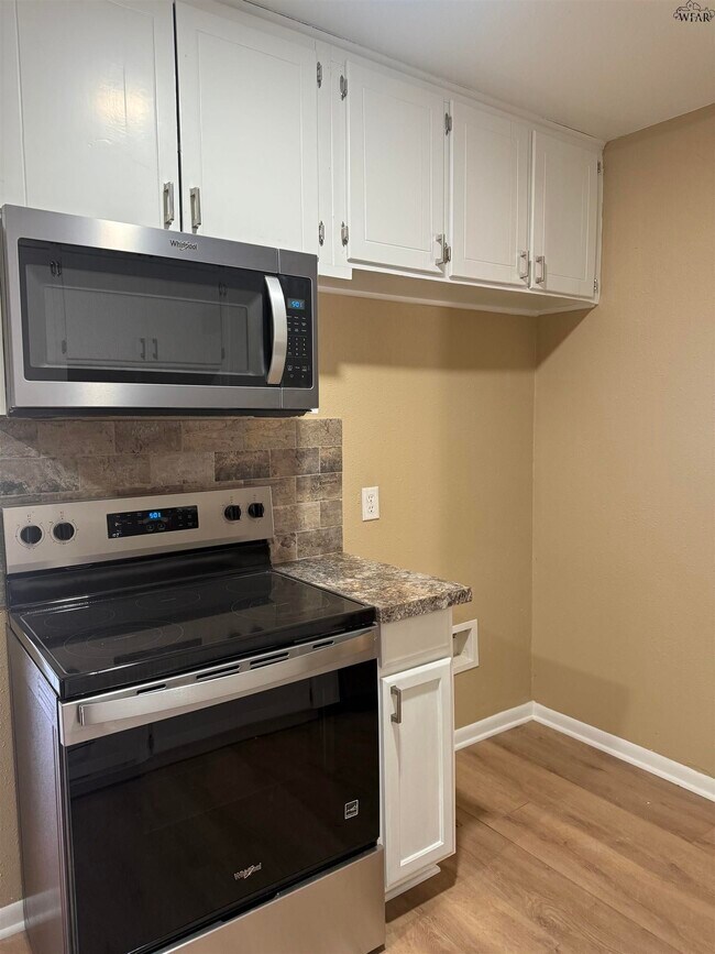 Foto del edificio - 2804 McGaha Ave