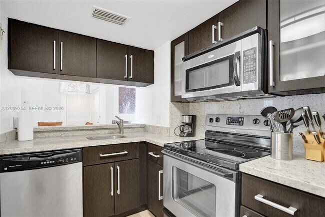 Foto del edificio - 770 Claughton Island Dr