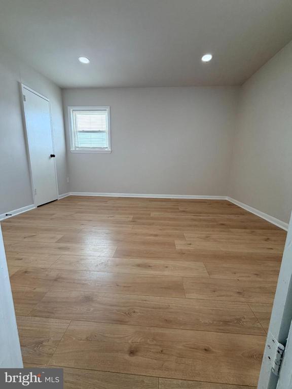 Foto del edificio - 718 Rhawn St