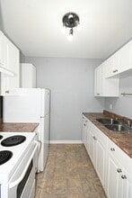 Building Photo - 4280 Quentin Ave