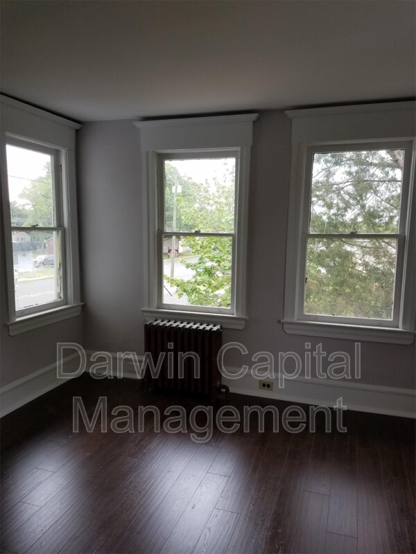 Building Photo - 165 W White Horse Pike