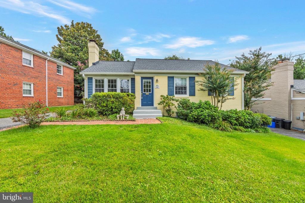 Primary Photo - 6116 Swansea St