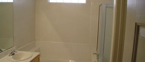 Foto del edificio - 1525 Emerald Peak Ave