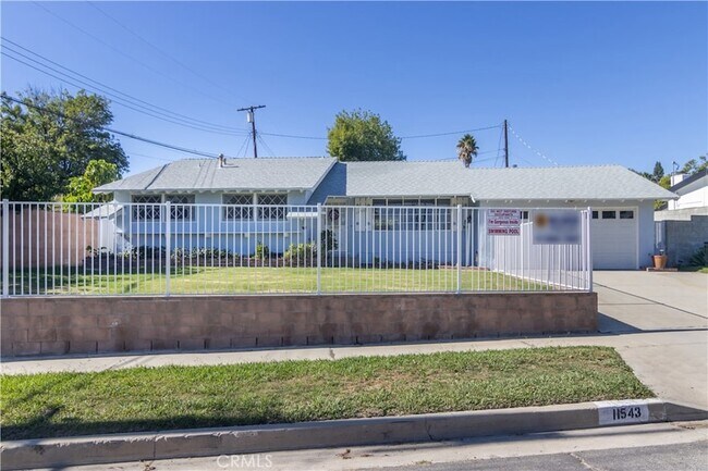 Foto del edificio - 11543 Swinton Ave