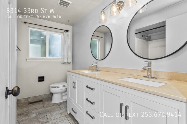Building Photo - 8314 33rd St W